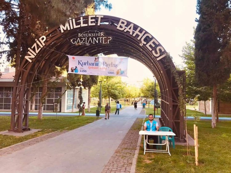 Nizip İlçe Müftülüğü Kurban Stantları Hizmet Vermeye Başladı