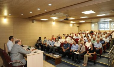 Nizip'te Muhtarlar Toplantısı Yapıldı