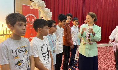 Nizip'te  Yaz Kur'an Kursları Kapanış Programı 