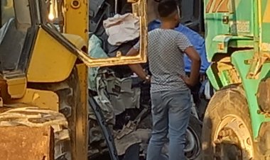 Hatalı sollama faciaya neden oldu: 2 ölü, 3 yaralı  