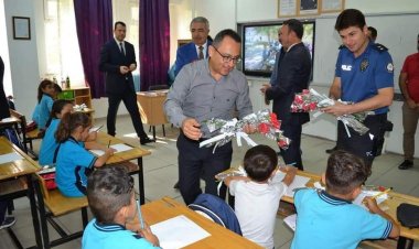 Kaymakam Çağlar ve Belediye Başkanı Sarı'dan ilköğretim haftası ziyareti