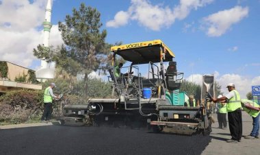 Sanayi Sitesi’ndeki asfalt atağı sürüyor 