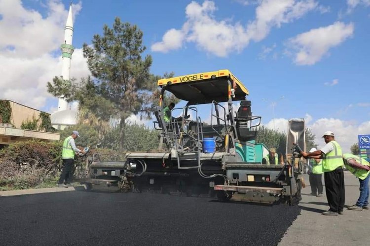 Sanayi Sitesi’ndeki asfalt atağı sürüyor