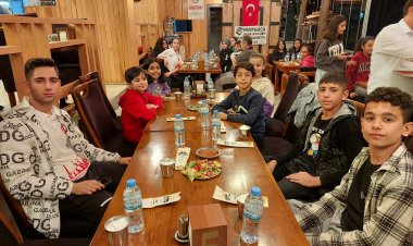 Wushu Kung Fu Balkan Şampiyonlarının Onuruna Yemek