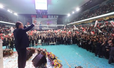 YENİDEN REFAH PARTİSİ 2.OLAĞAN KONGRESINDE TARİH YAZDI