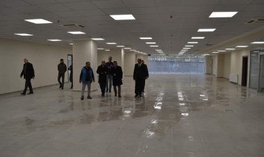 Kaymakam Çağlar Kültür Merkezinde İncelemelerde Bulundu