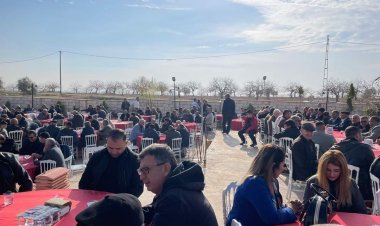 Ünal'dan büyük katılımlı asker yemeği 