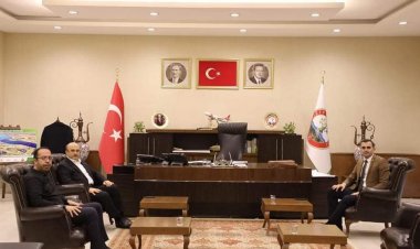 G.Antep İŞKUR Müdürü Öztürk'ten, Başkan Sarı'ya  nezaket ziyareti