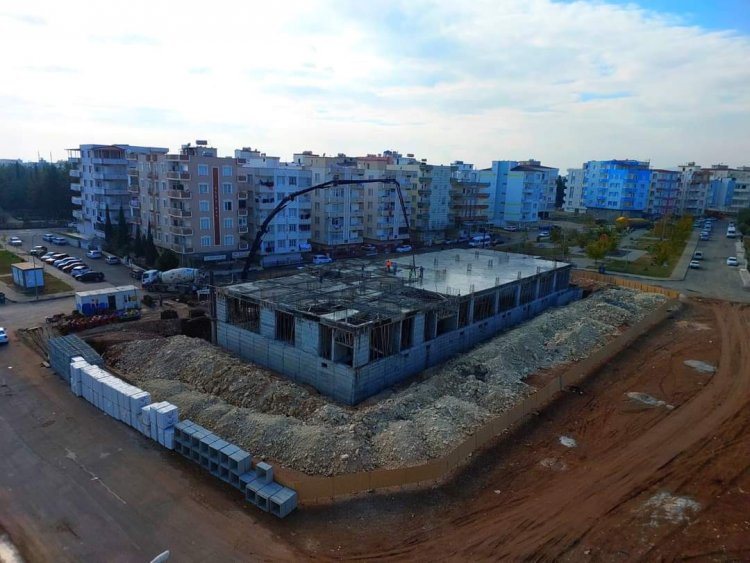 "Ahmet-Asya Sarı Ortaokulu" İnşaatı yükseliyor 