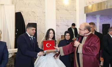 Çiçek ailesinin mutlu günü