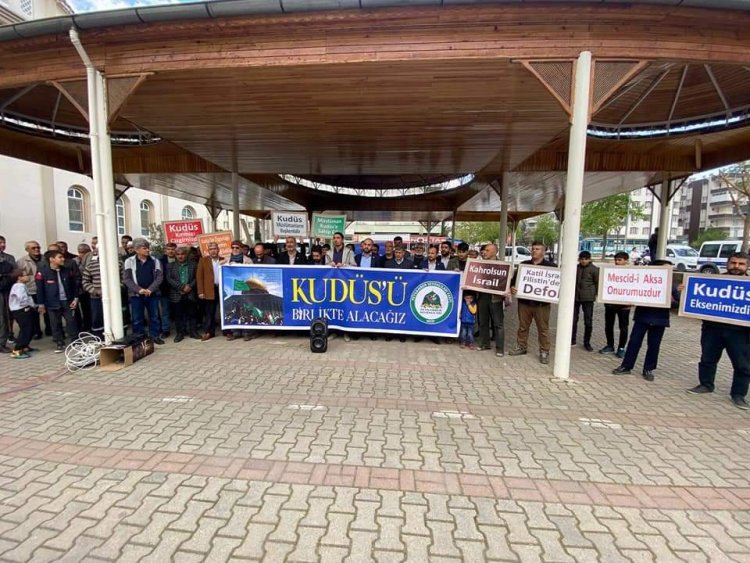 Nizip'te Dünya Kudüs Günü'nde İsrail Protesto Edildi