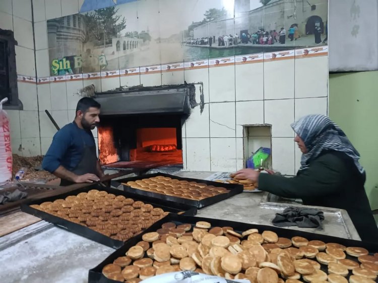 Fırıncıların Antep Köy Kahkesi mesaisi