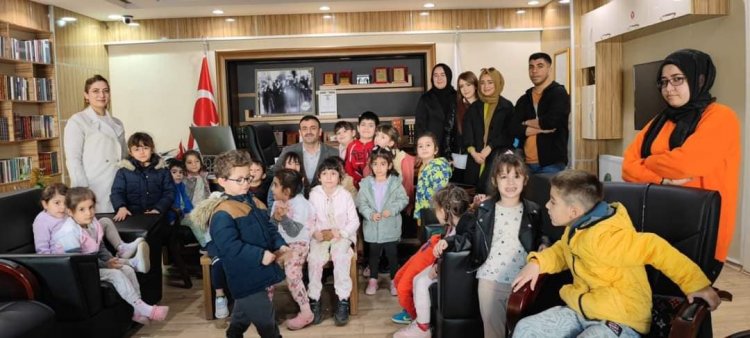 Minikler ilçe Müftülüğünü ziyaret etti