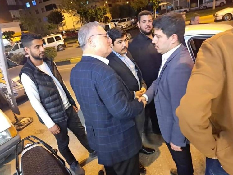 MHP Seçim koordinasyon merkezinde teşkilat üyeleri ve vatandaşlar buluşuyor
