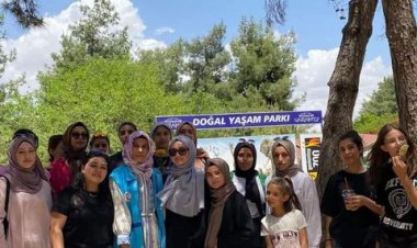 Nizip KYK yurdunda kalan üniversite öğrencilerine yönelik manevi rehberlik hizmeti