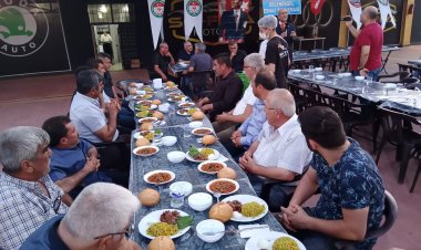 Nizip Bakkallar Odası Fıstıkçı üyeleriyle buluştu