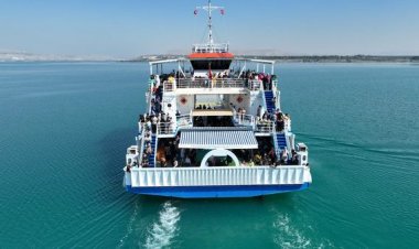 Feribot bu defa Nizipli hanımlar için hareket etti