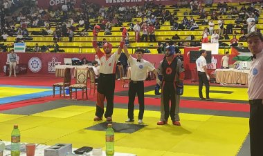 İstiklâl Marşımızı Özbekistanda Nizip Halk Eğitim Okuttu