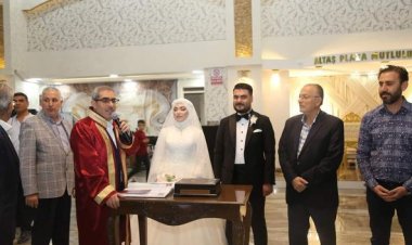 Bilici ve Gürdal Ailelerinin Mutlu Günü