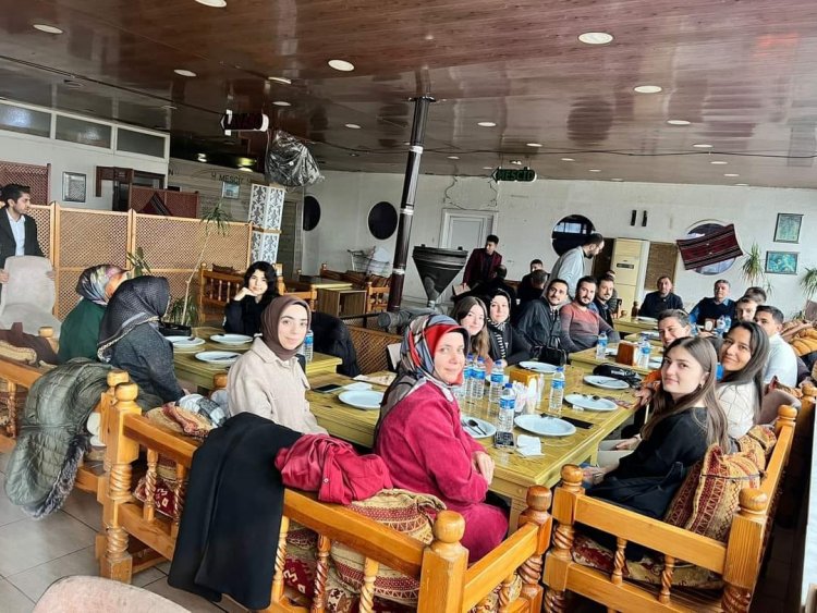 Nizip Anadolu Lisesi Okul Aile Birliği’nden Dayanışma Yemeği