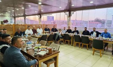 Erkunt Traktör Çalışanları İftarda Buluştu