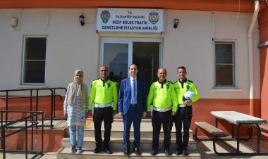 KAYMAKAM UĞURLU BÖLGE TRAFİK AMİRLİĞİNİ ZİYARET ETTİ