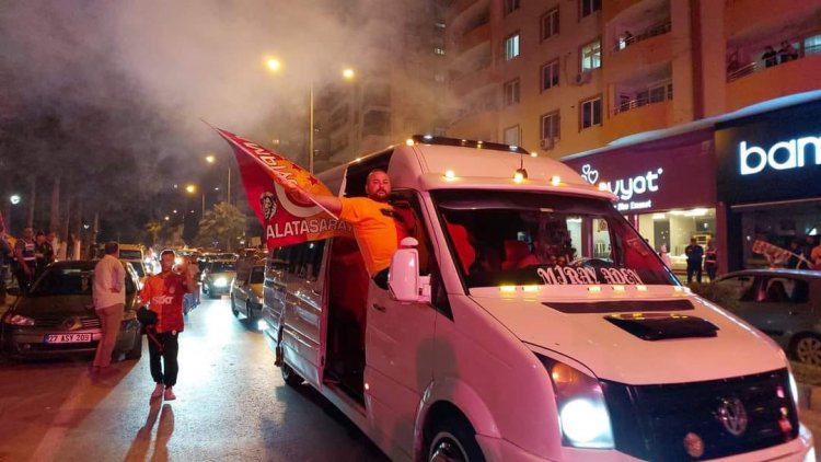Galatasaray rekor puanla şampiyon