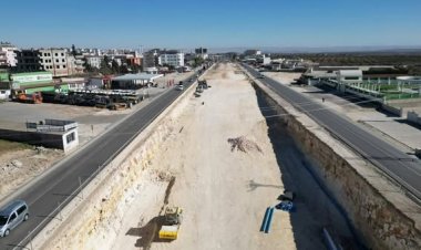 NİZİP ADLİYE KÖPRÜLÜ KAVŞAĞI'NDA ÇALIŞMALAR HIZ KESMEDEN DEVAM EDİYOR