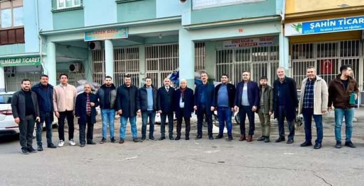 Ak Parti Nizip İlçe Teşkilatından Esnaf Ziyareti: Fıstık Halinde Yoğun İlgi