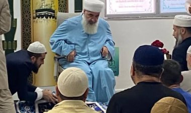 Şeyh Seyyid Muhammed Mübarek El Hüseyni Hazretleri Nizip'te Manevi Buluşmada Cemaatle Buluştu