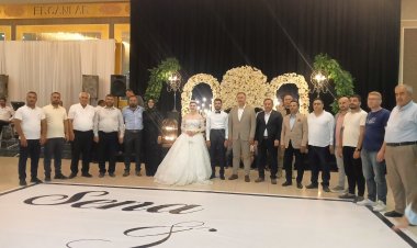 Ferhat Ramazan ve Emine Sena çifti Görkemli Bir Törenle Dünyevine Girdi