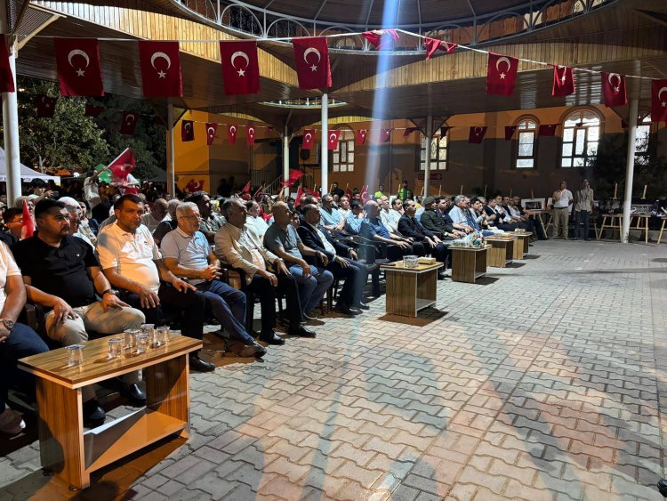 Türkiye Genelinde 15 Temmuz Anma Törenleri Gerçekleşti: Nizip'te de Coşkulu Katılım