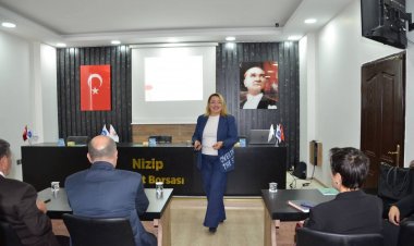 Nizip Ticaret Borsası Meclis Üyelerine “İletişim ve Protokol Kuralları Eğitimi” Verildi