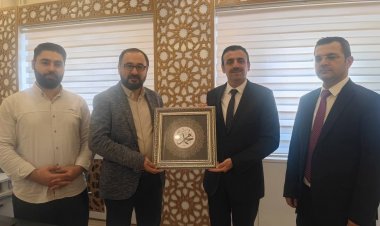 İlçe Müftüsü Selahattin Özçelik’ten İmam Hatipliler Haftası’nda Anlamlı Ziyaret