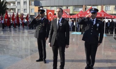Nizip’te 10 Kasım Atatürk’ü Anma Programı Coşkuyla Gerçekleşti