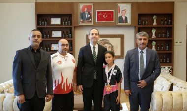 NİZİP’İN GURURU İKRA ÇETİN’DEN BÜYÜK BAŞARI: TÜRKİYE ŞAMPİYONLUĞU VE DÜNYA ÜÇÜNCÜLÜĞÜ