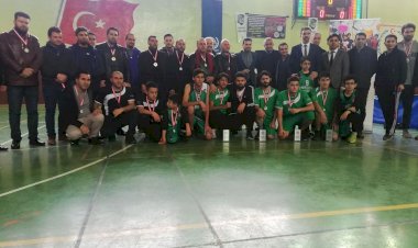 BASKETBOL TURNUVASINDA DOSTLUK KAZANDI