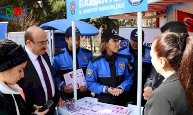 Nizip polisi KADES tanıtımı için stant açtı