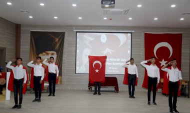 İstiklal Marşı'nın Kabulü Ve Mehmet Akif Ersoy'u Anma Programı Düzenlendi