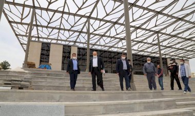 Şahin ve Sarı Kültür Merkezi’ni inceledi