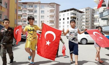 Nizip'te 19 Mayıs Coşkusu