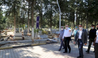 Başkan Sarı’dan bayram öncesi mezarlık denetimi