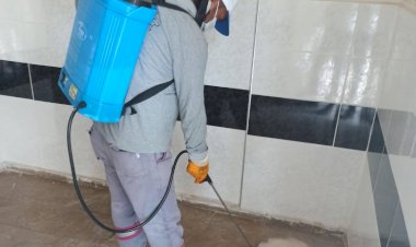 Belediye ekipleri dezenfekte çalışmalarını sürdürüyor