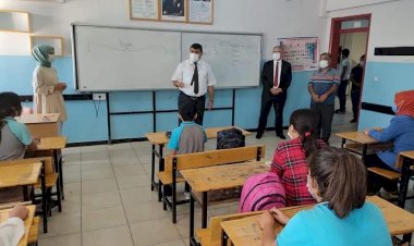 Kaymakam Şahin'den Okul Ziyaretler