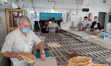 Fırıncılar una sürekli zam yapılmasına tepkili