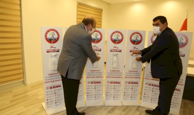 Nizip Belediyesi’nden cami ve Kur’an kurslarına dezenfektan desteği 