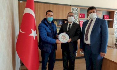 Akçakent Okul Aile Birliği, öğretmenlerini unutmadı