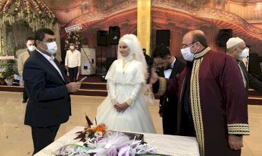 Okul Müdürü Halil Çetin'in Mutlu Günü