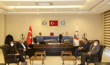 İl Sağlık Müdürü Tiryaki’den Belediye Başkanı Sarı'ya ziyaret 