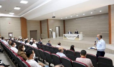 Nizip'te muhtarlar toplantısı yapıldı